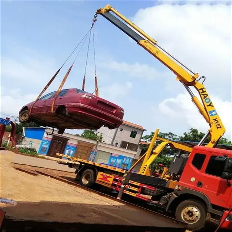 南丰县吊车救援小汽车怎么吊